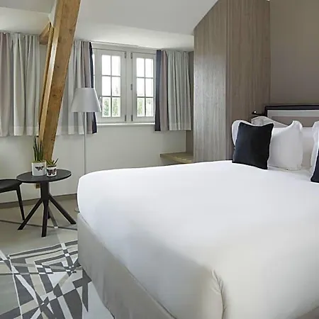 Boutique Des Xv