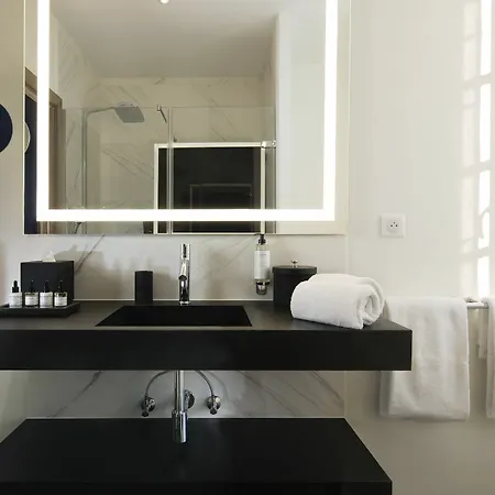 Boutique Des Xv Hotel 4*