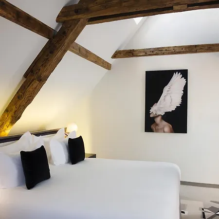 Boutique Des Xv